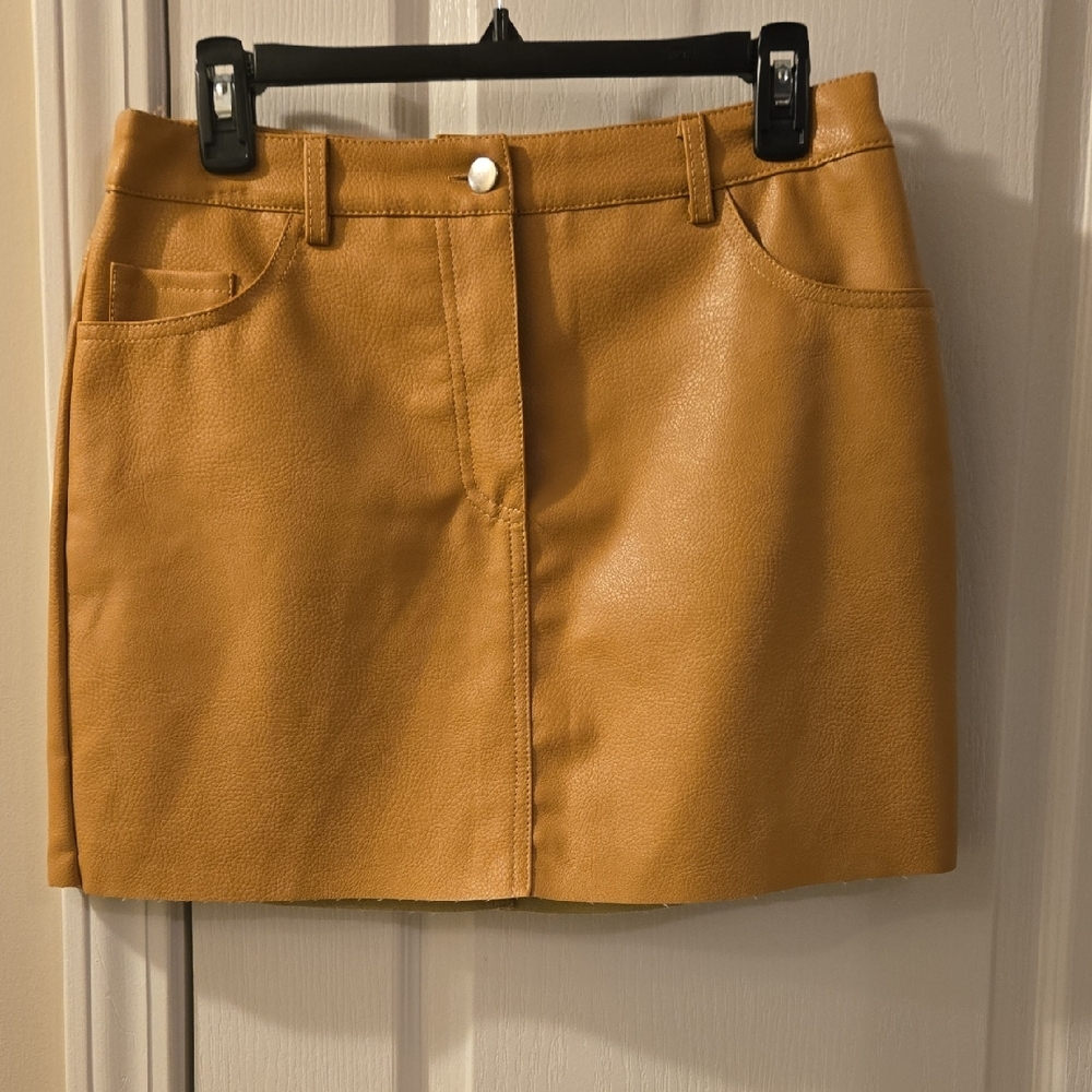 Forever 21 Tan Mini Skirt